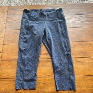 Lululemon leggings size 10